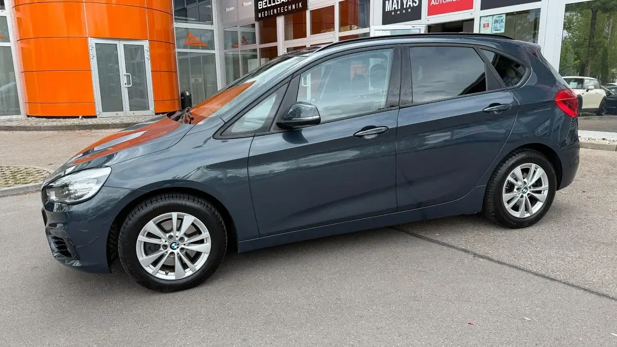 Gebraucht BMW 218 Active Tourer Sport Line 136 PS (100 kW) 2014 Grau Van / Kleinbus