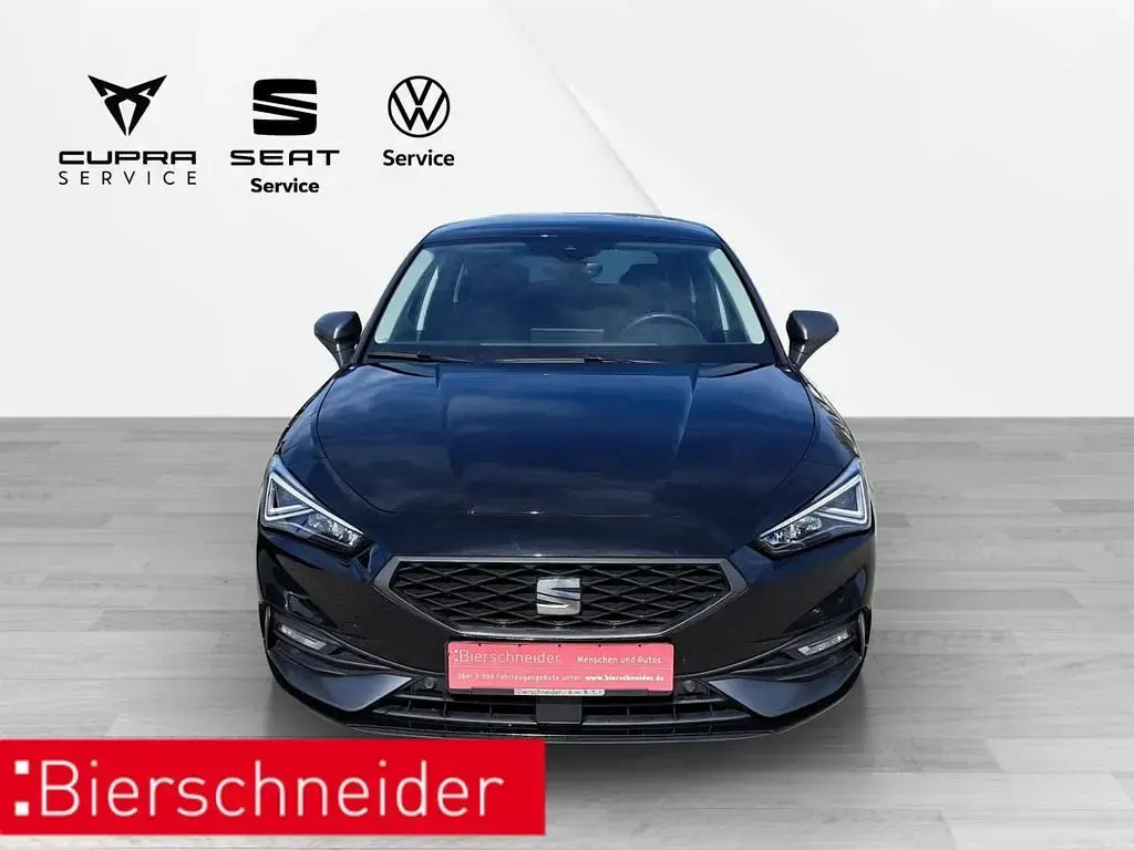 Second-hand Seat Leon FR 150 CP (110 kW) 2021 Negru Berlinǎ