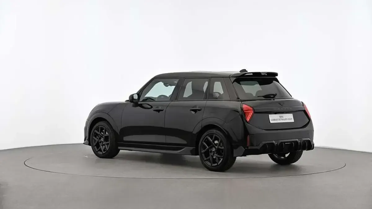 Gebraucht Mini John Cooper Works 156 PS (114 kW) 2025 Schwarz Kleinwagen