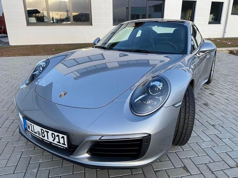 Silber Gebraucht 2019 Porsche 911 Carrera 4 Coupé | 111.000 € (Guter Preis) - Bild 1/1