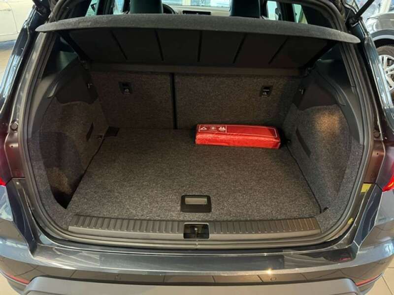 Gebraucht Seat Arona FR 110 PS (80 kW) 2024 Magnetic grau SUV