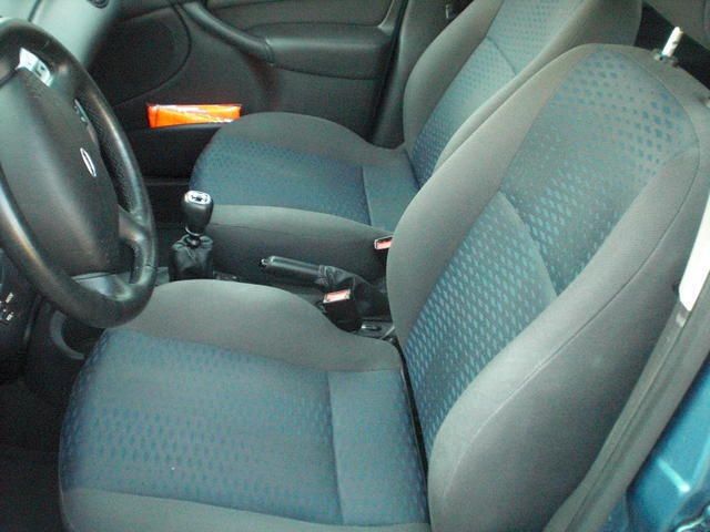 Gebraucht Ford Focus Futura 177 PS (130 kW) 2000 Blau metallic Limousine