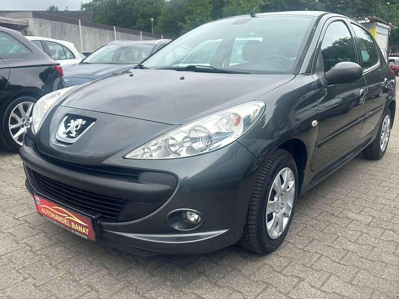Gris shark Gebraucht 2011 Peugeot 206 Basis Kleinwagen | 4.999 € (Teuer) - Bild 1/3