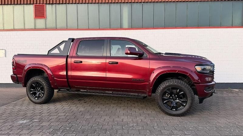 Gebraucht Dodge Ram 401 PS (294 kW) 2020 Rot Pickup