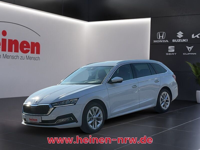 Weiß Gebraucht 2024 Skoda Octavia Style Kombi | 30.849 € (Fairer Preis) - Bild 1/4