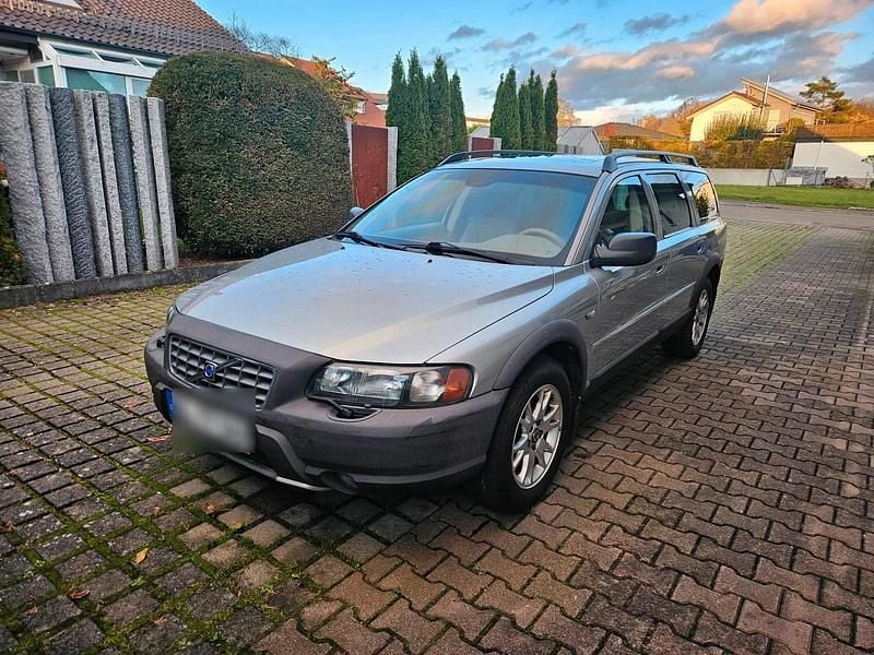 Silber Gebraucht 2004 Volvo XC70 Kombi | 4.300 € (Etwas zu teuer) - Bild 1/4