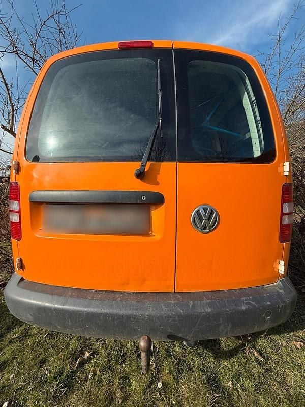 Gebraucht VW Caddy 140 PS (102 kW) 2015 Orange Van / Kleinbus