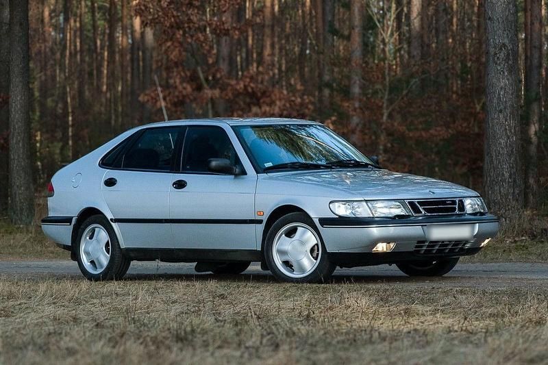 Gebraucht Saab 900 185 PS (136 kW) 1995 Silber Limousine