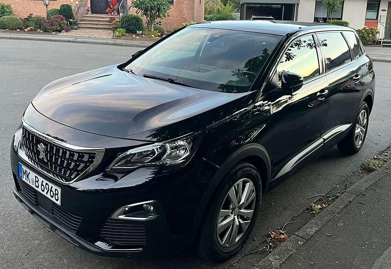 Schwarz Gebraucht 2020 Peugeot 5008 Crossway Van / Kleinbus | 18.000 € (Guter Preis) - Bild 1/4
