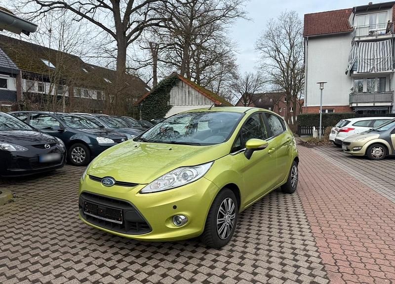 Gebraucht Ford Fiesta 82 PS (60 kW) 2009 Grün Kleinwagen