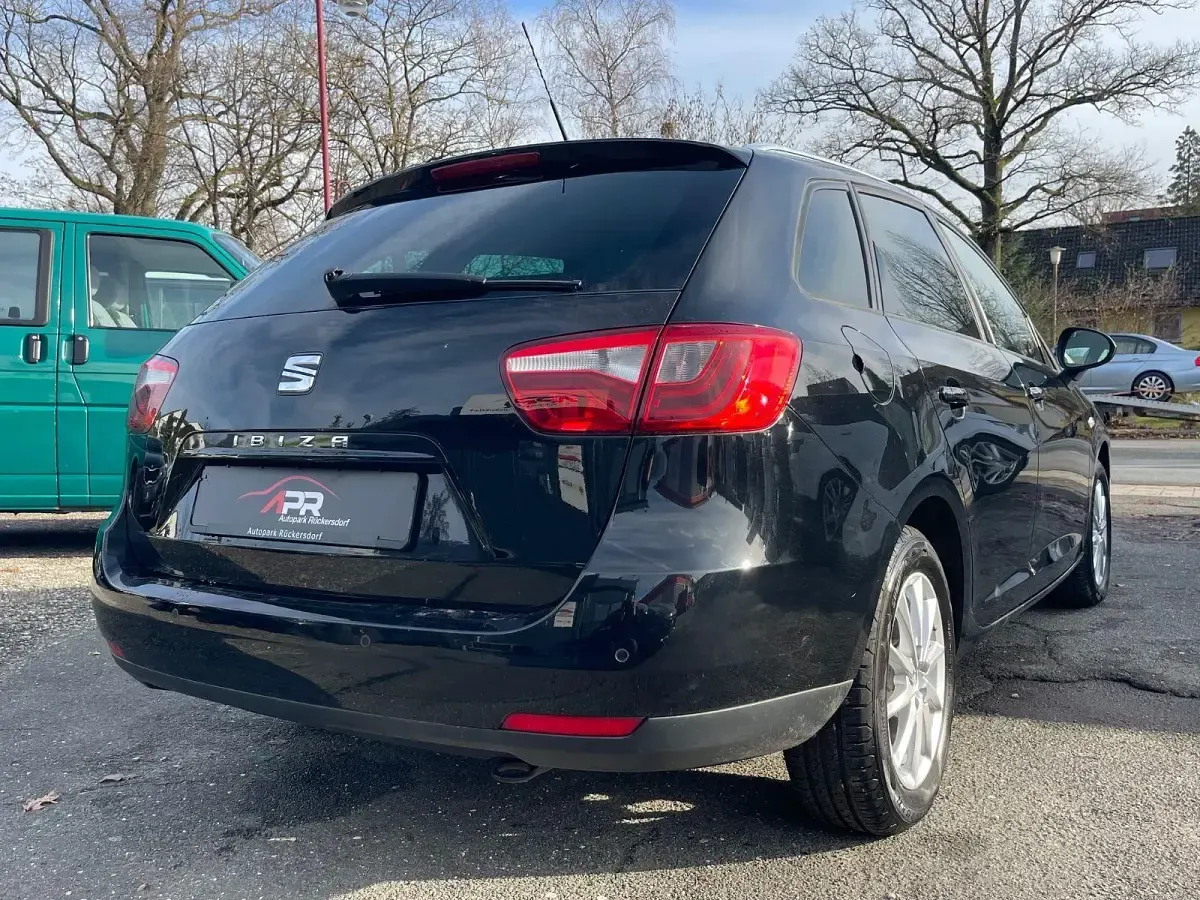 Gebraucht Seat Ibiza ST Style 95 PS (69 kW) 2016 Schwarz Kombi