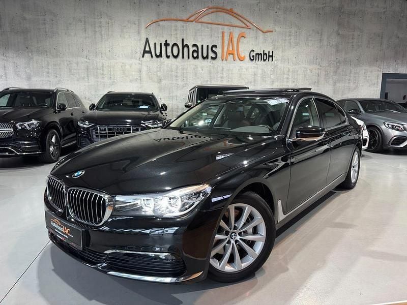 Schwarz Gebraucht 2018 BMW 730 Limousine | 31.900 € (Superpreis) - Bild 1/4