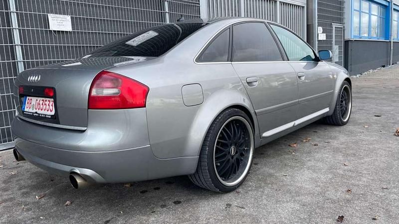 Silber Gebraucht 2001 Audi A6 Allroad S-Line Kombi | 3.700 € - Bild 1/4