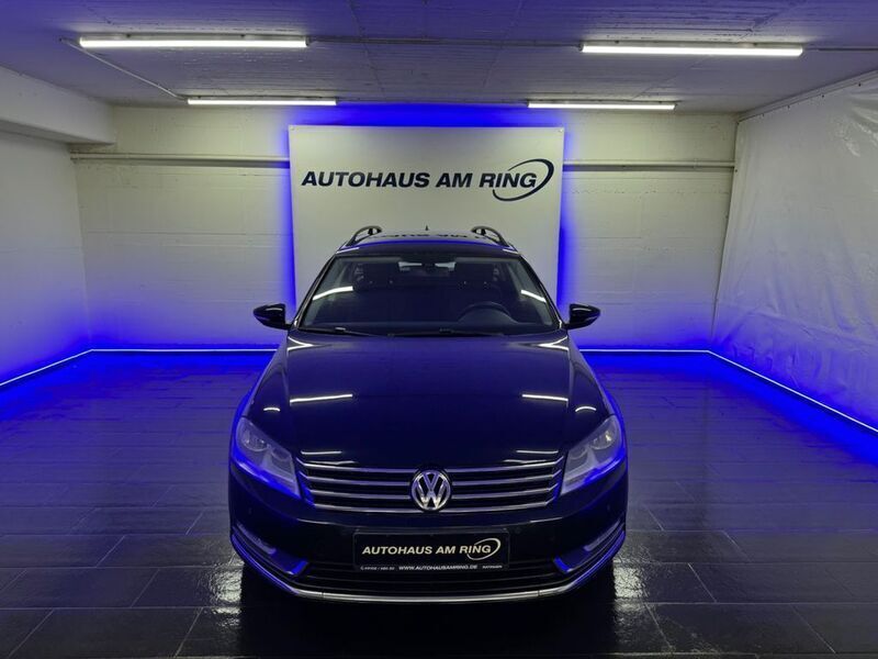 Schwarz Gebraucht 2013 VW Passat Comfortline Kombi | 5.499 € (Fairer Preis) - Bild 1/4