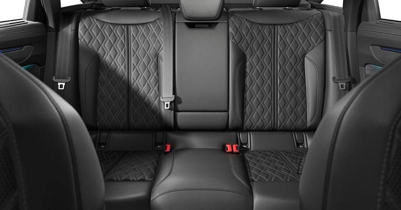 Gebraucht Audi A6 Ambiente 204 PS (150 kW) 2025 Schwarz Limousine