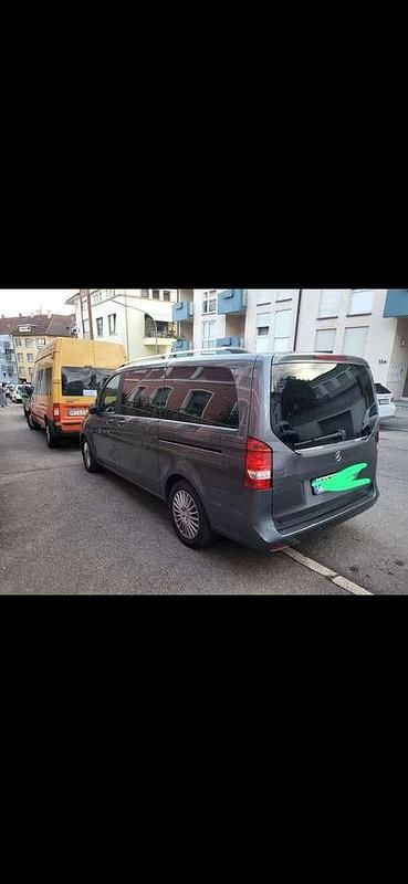 Gebraucht Mercedes V220 Exclusive 163 PS (119 kW) 2016 Van / Kleinbus