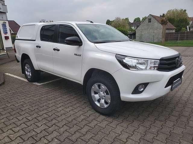 Weiß Gebraucht 2020 Toyota HiLux Abholung | 38.530 € (Etwas zu teuer) - Bild 1/1