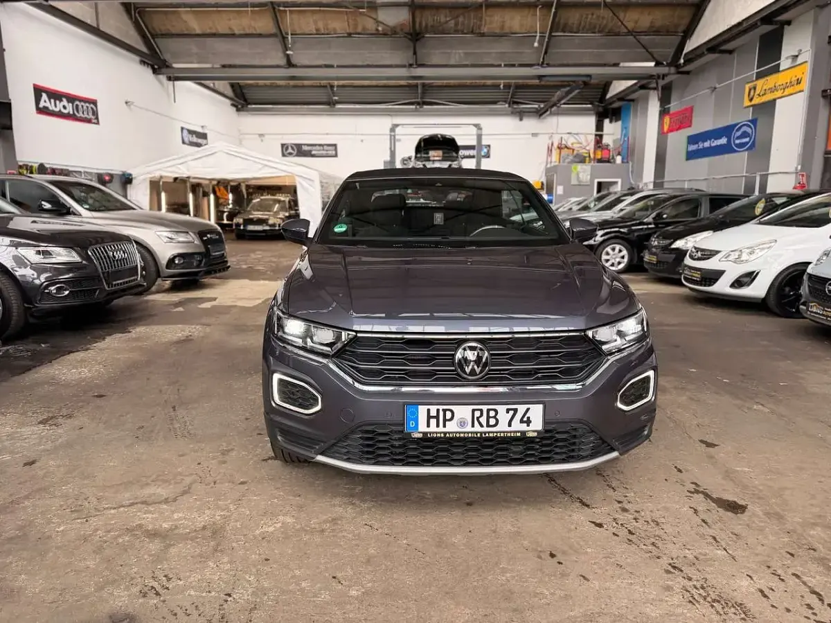 Gebraucht VW T-Roc Cabriolet Style 110 PS (80 kW) 2021 Grau Cabrio