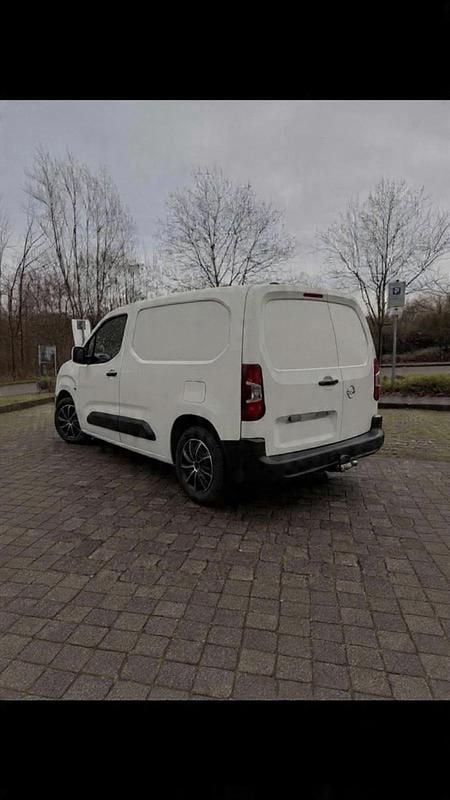 Gebraucht Opel Combo 110 PS (80 kW) 2021 Weiß Van / Kleinbus
