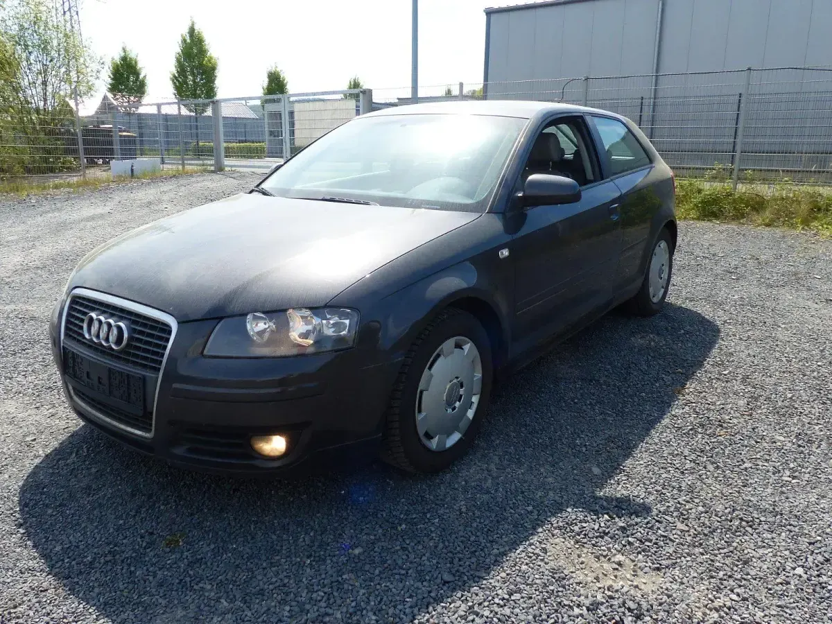 Gebraucht Audi A3 105 PS (77 kW) 2006 Schwarz Kleinwagen