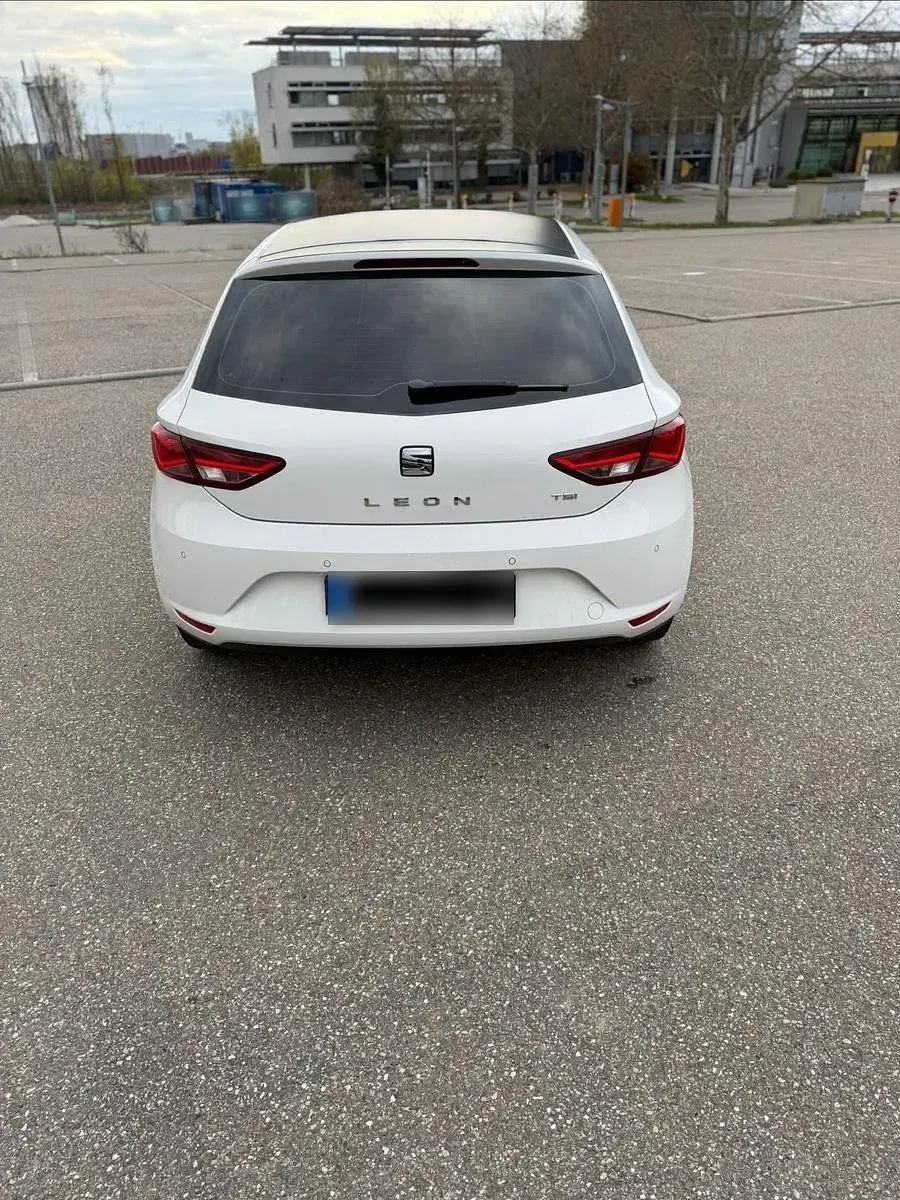Gebraucht Seat Leon I-Tech 110 PS (80 kW) 2014 Weiß Limousine