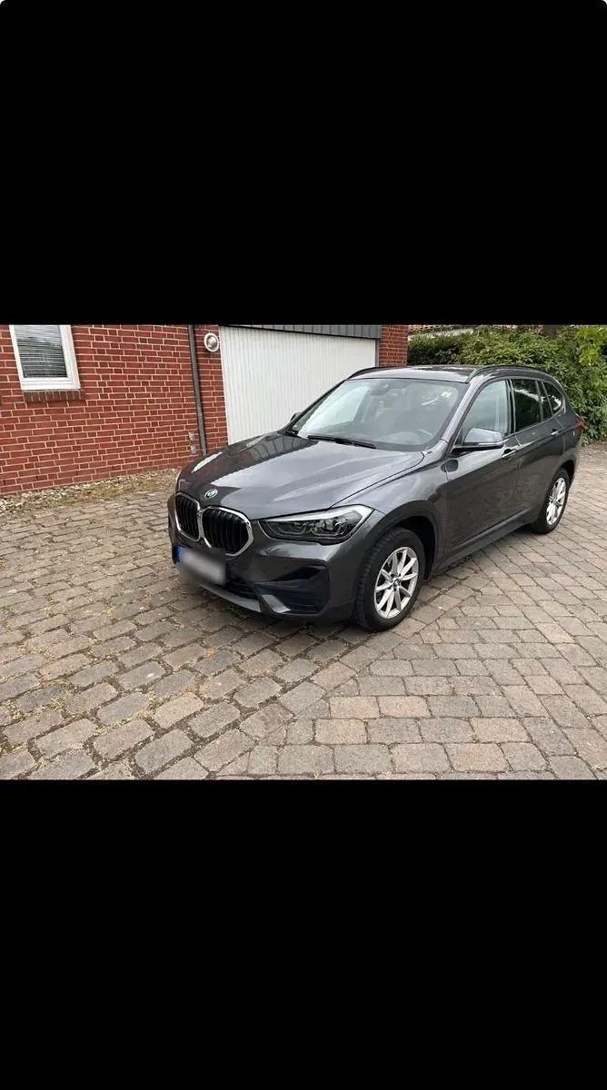 Gebraucht BMW X1 Advantage 150 PS (110 kW) 2021 Grau SUV