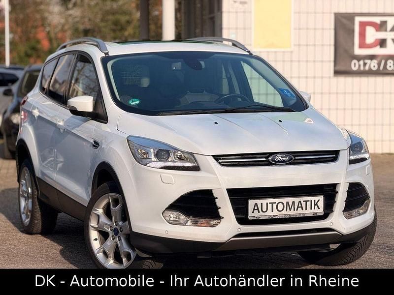 Gebraucht Ford Kuga Titanium 163 PS (119 kW) 2013 Weiß SUV
