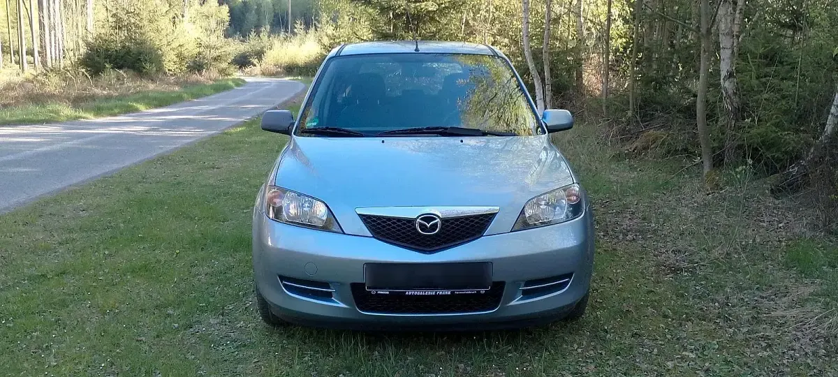 Usata Mazda 2 80 CV (58 kW) 2004 Blu Utilitaria