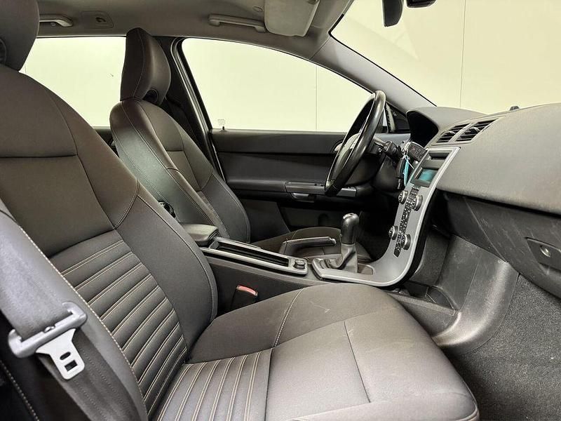 Usado Volvo V50 114 CV (83 kW) 2011 Gris Familiar