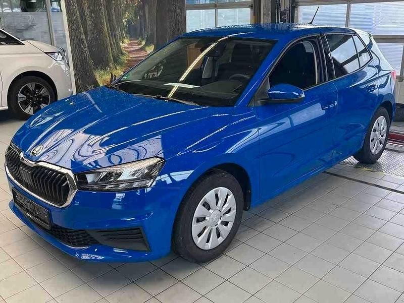 Blau Gebraucht 2022 Skoda Fabia Active Limousine | 11.990 € (Guter Preis) - Bild 1/4
