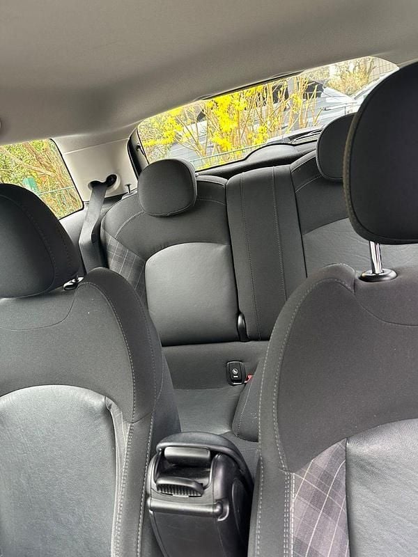 Usado Mini Cooper 136 HP (100 kW) 2016 Preto Citadino