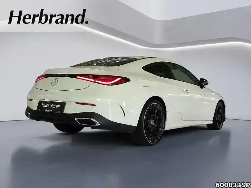 Gebraucht Mercedes CLE300 AMG 258 PS (189 kW) 2025 Unilack polarweiß Coupé