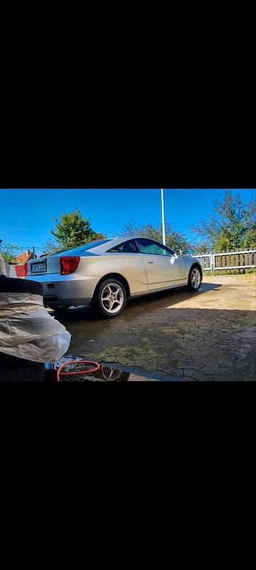 Silber Gebraucht 1999 Toyota Celica T2 Coupé | 3.300 € - Bild 1/4