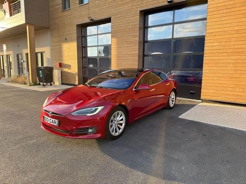 Second-hand Tesla Model S 309 kW (421 CP) 2017 Roșu Hatchback