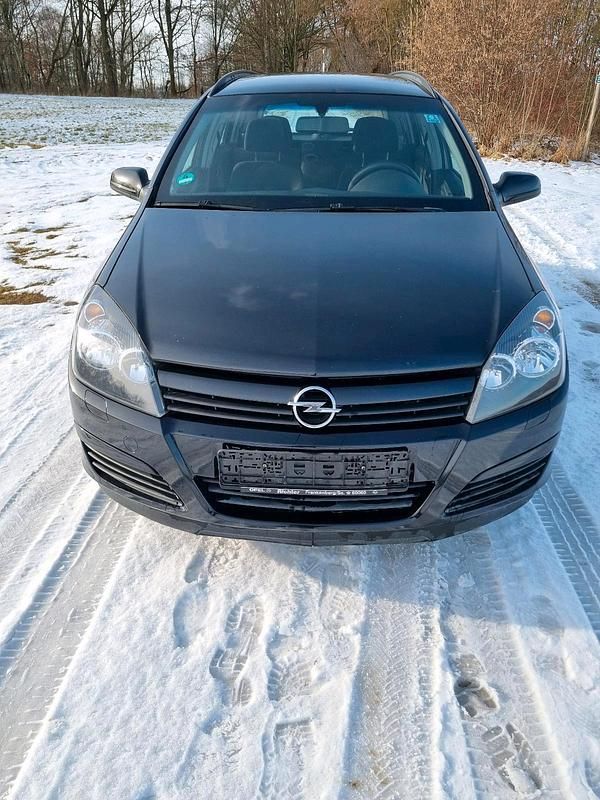 Gebraucht Opel Astra 105 PS (77 kW) 2005 Schwarz Kombi