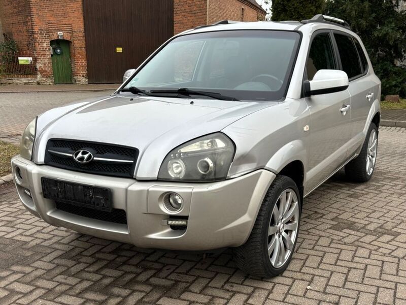 Gold Gebraucht 2008 Hyundai Tucson GLS SUV | 2.990 € (Guter Preis) - Bild 1/4
