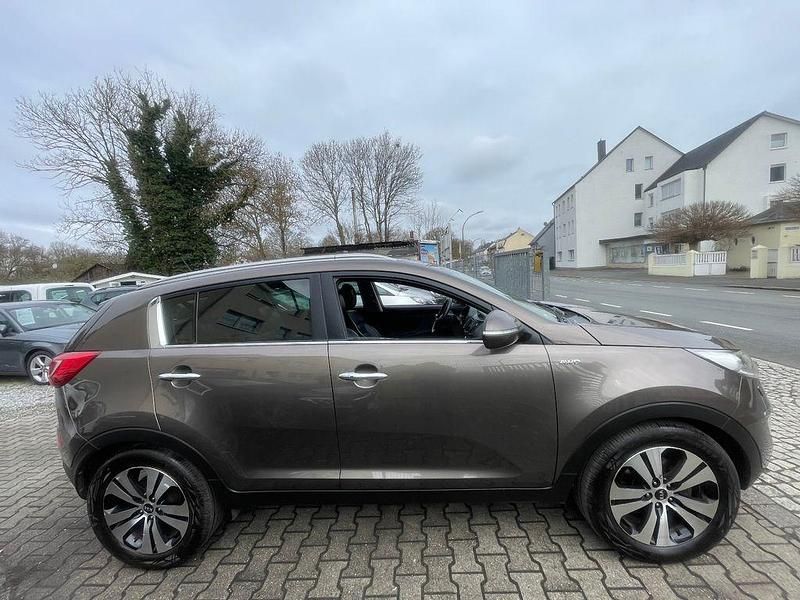 Gebraucht Kia Sportage 136 PS (100 kW) 2011 Beige SUV