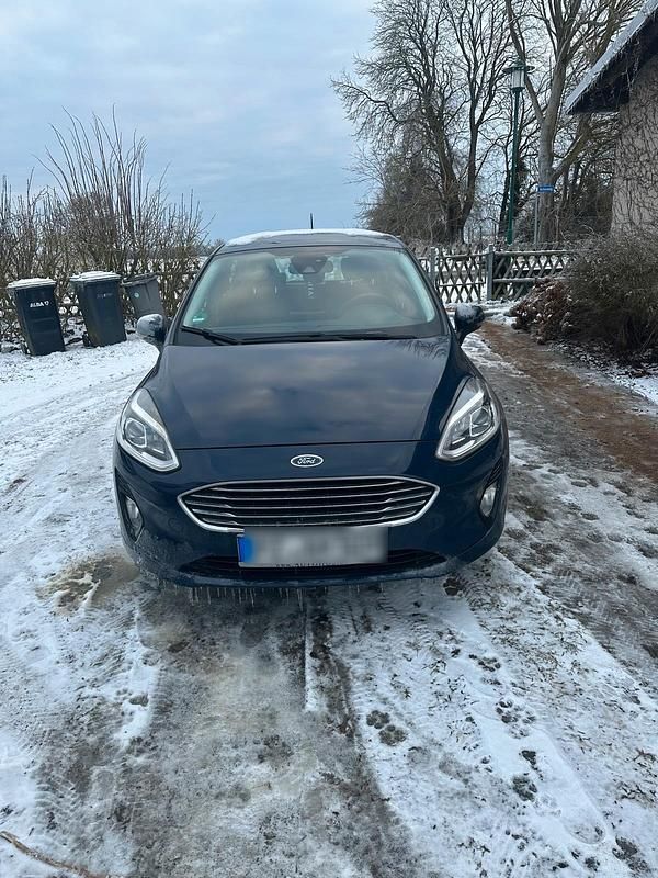 Gebraucht Ford Fiesta 86 PS (63 kW) 2018 Blau Kleinwagen