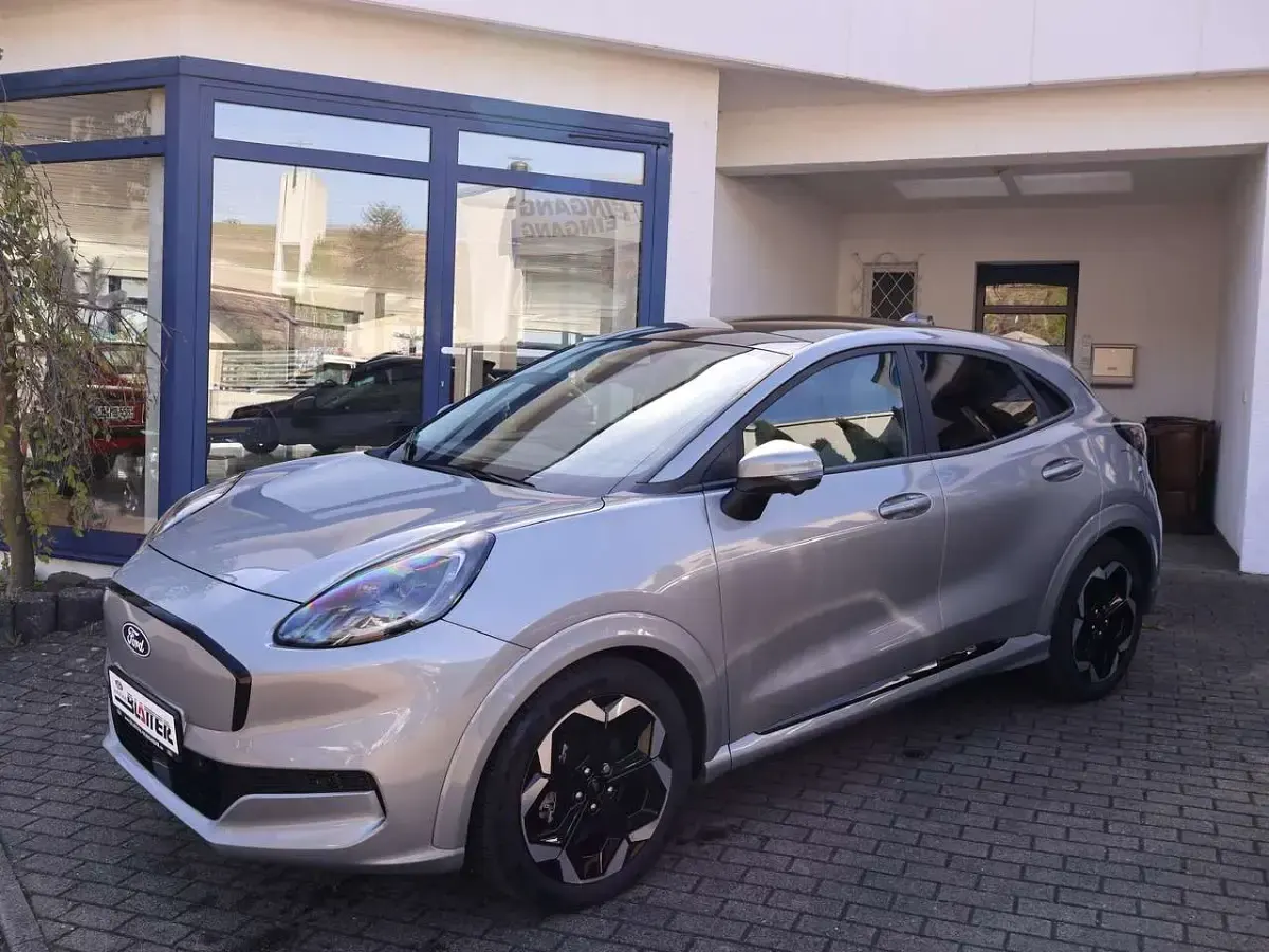 Używany Ford Puma Gen-E Premium 124 kW (169 KM) 2025 Srebrny SUV