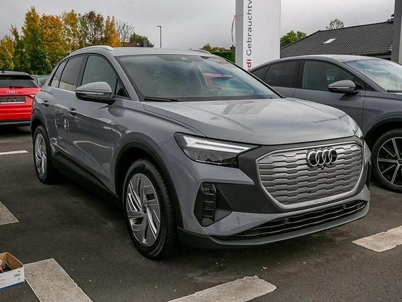 Gebraucht Audi Q4 e-tron Ambiente 150 kW (204 PS) 2022 Kieselgrau SUV