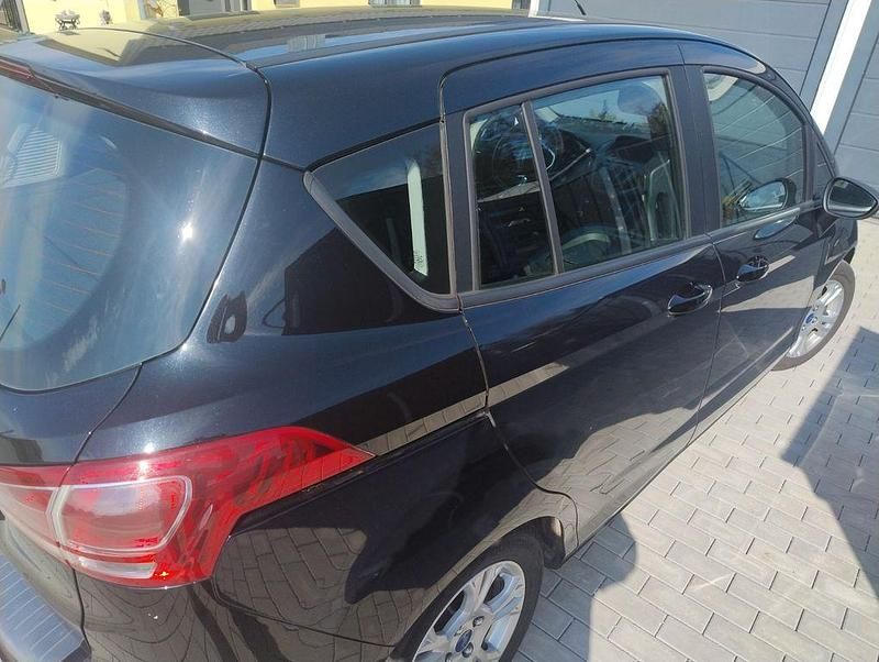 Gebraucht Ford B-MAX Trend 95 PS (69 kW) 2015 Braun Van / Kleinbus