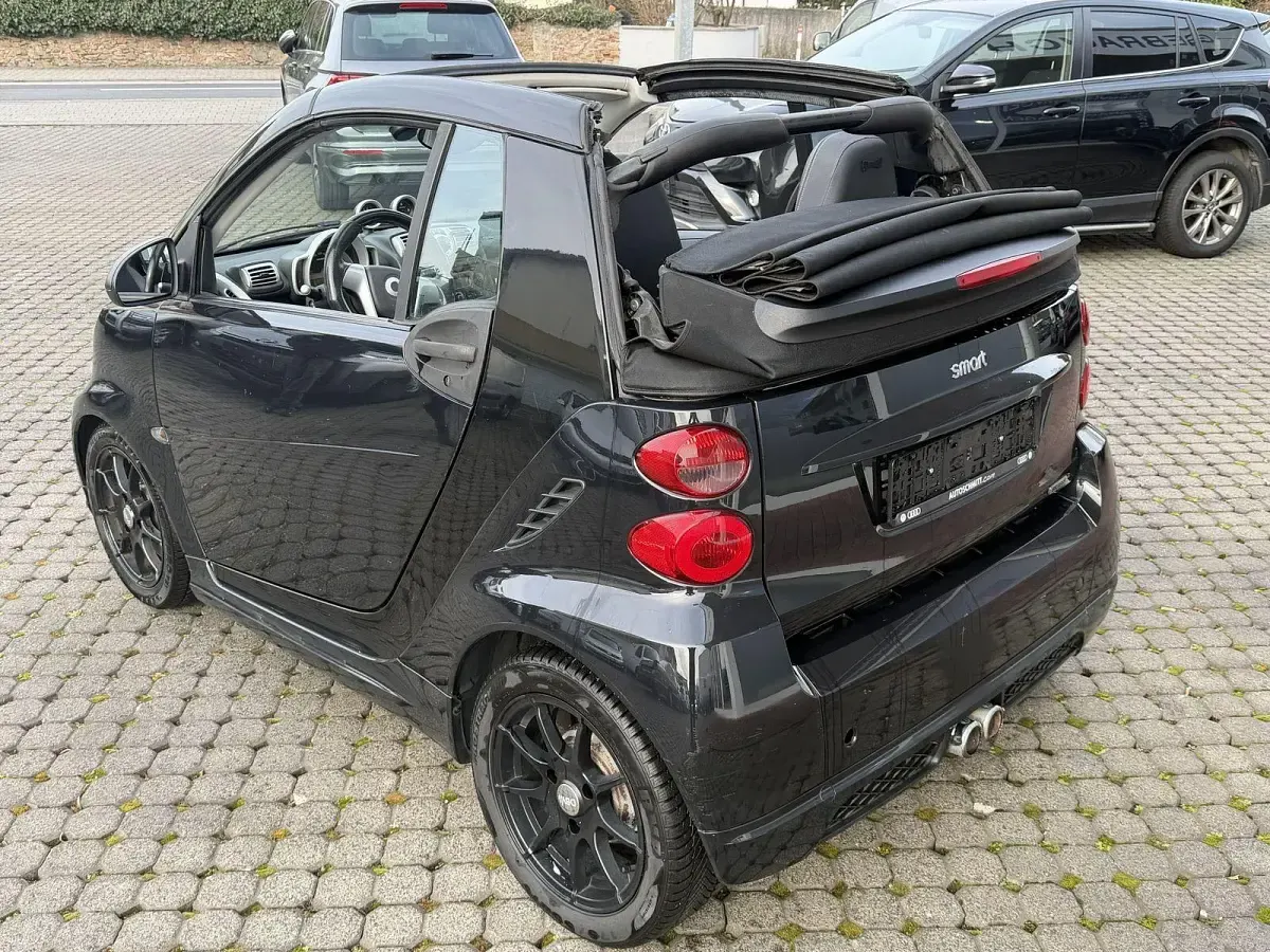 Gebraucht Smart ForTwo Cabrio Brabus Xclusive 98 PS (72 kW) 2008 Schwarz Cabrio