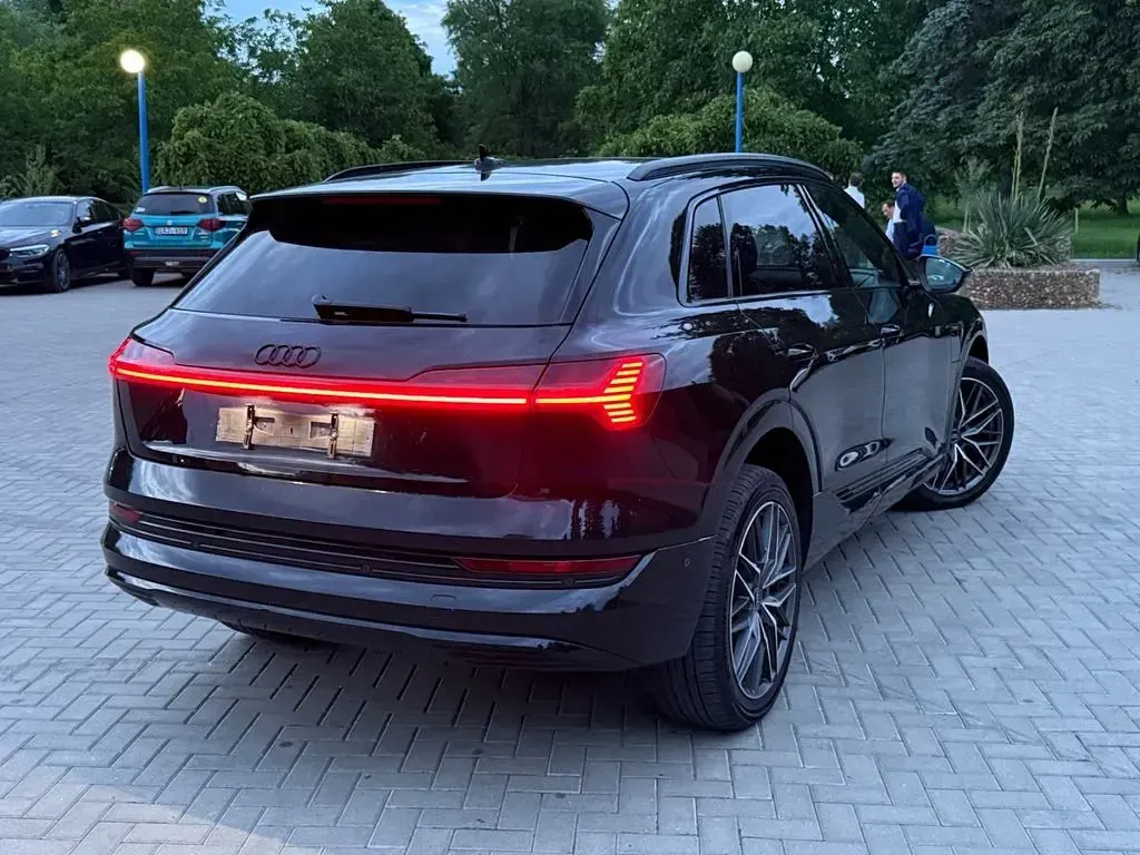 Gebraucht Audi e-tron Advanced 300 kW (408 PS) 2019 Schwarz SUV