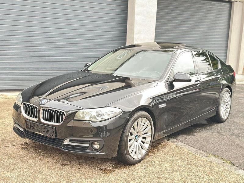 Schwarz Gebraucht 2016 BMW 530 Performance Limousine | 19.999 € (Superpreis) - Bild 1/4