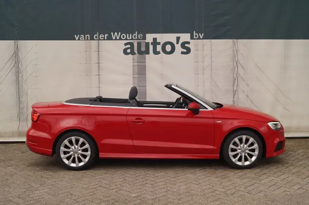 Gebraucht Audi A3 Cabriolet S-Line 150 PS (110 kW) 2020 Rot Cabrio
