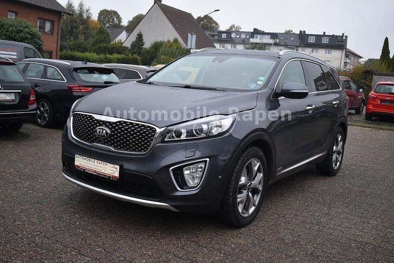 Grau Gebraucht 2016 Kia Sorento Platinum Edition SUV | 14.490 € (Superpreis) - Bild 1/4