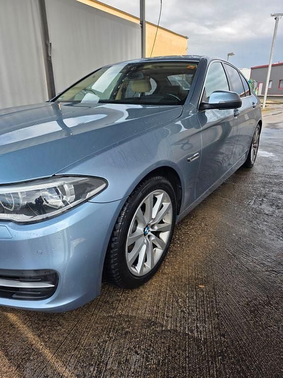Gebraucht BMW 550 449 PS (330 kW) 2014 Blau Limousine
