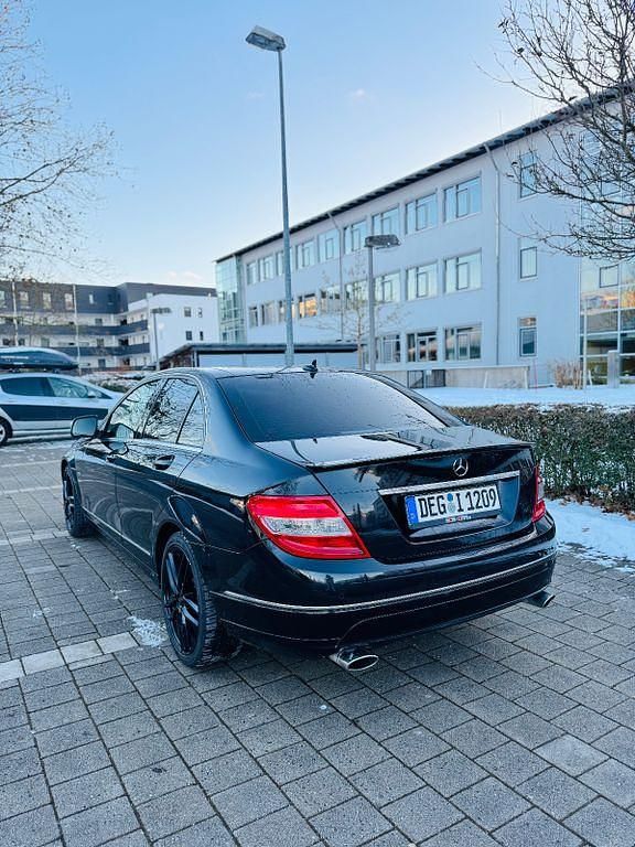 Gebraucht Mercedes C350 272 PS (200 kW) 2008 Schwarz Limousine