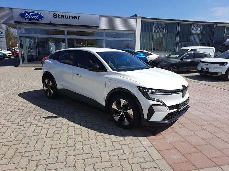 Gebraucht Renault Megane E-Tech Equilibre 96 kW (131 PS) 2022 Weiß Limousine