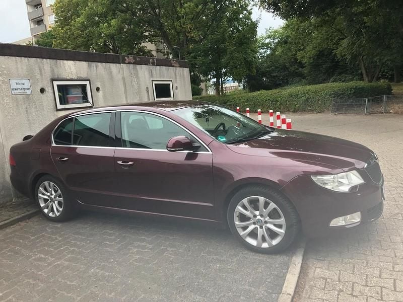 Andere farben Gebraucht 2008 Skoda Superb Limousine | 4.800 € (Fairer Preis) - Bild 1/4